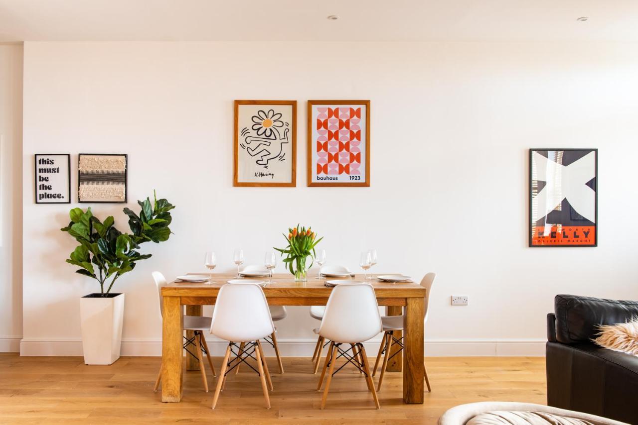 Stunning 2 Bed Apartment Sea Views And Parking Worthing Quarto foto
