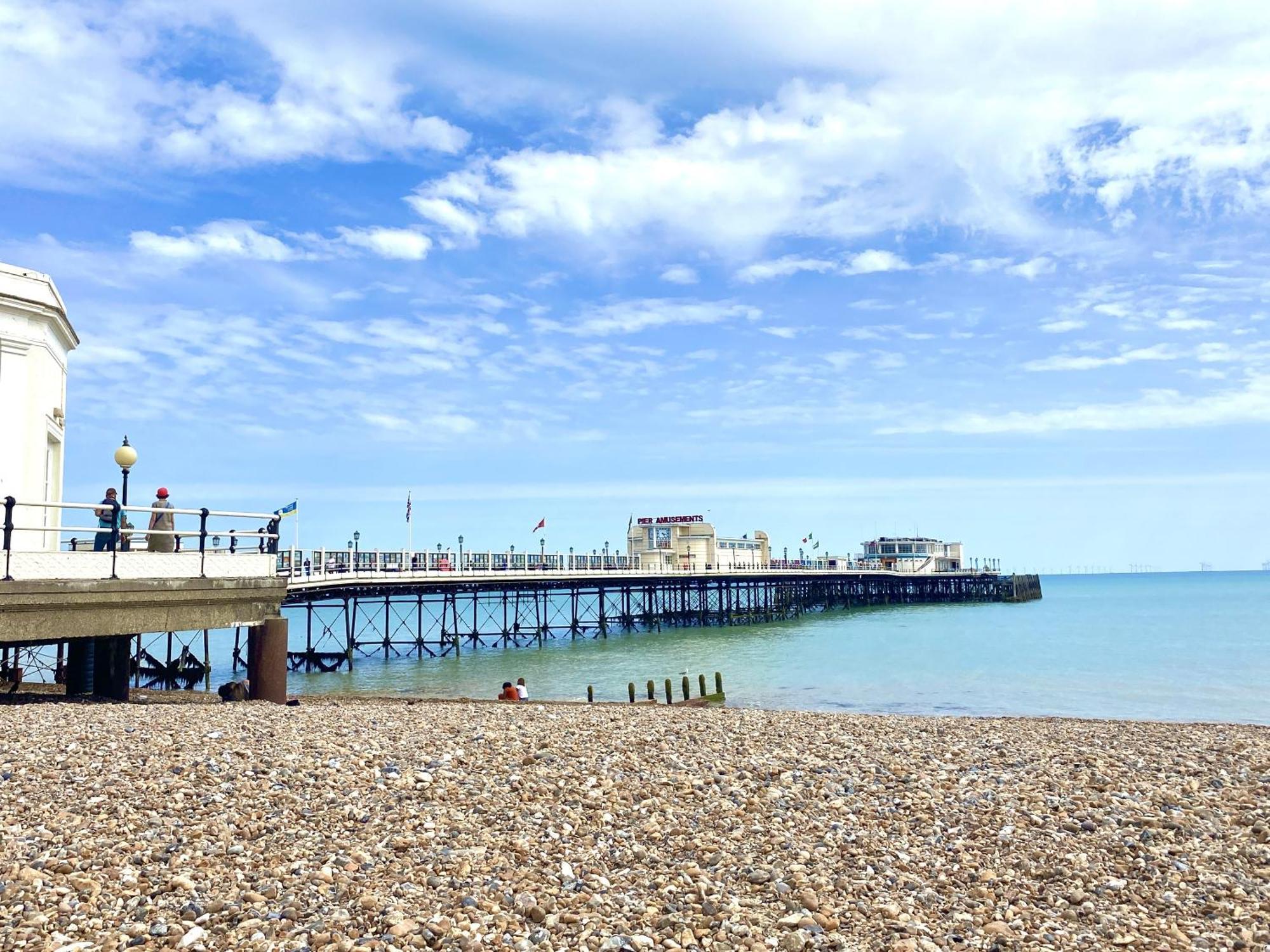 Stunning 2 Bed Apartment Sea Views And Parking Worthing Exterior foto
